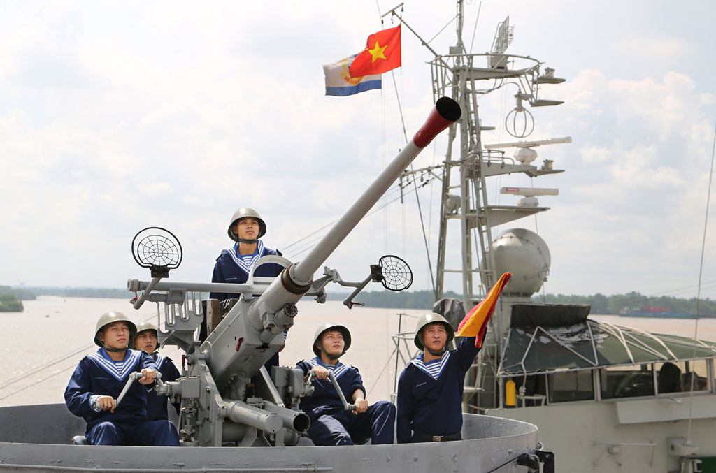 Được biết, ở thời điển hiện tại Quân đội ta đã làm chủ công nghệ chế tạo đạn pháo 40 x 364mmR giành cho pháo Bofors, cũng như sản xuất được một số chi tiết phụ tùng thay thế cho khẩu pháo có tuổi đời gần 80 tuổi này. Nguồn ảnh: Quân đội Nhân dân.