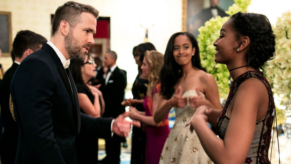 Dù yêu sớm nhưng con gái cả của ông Obama lại có thành tích học tập rất tốt. Năm 2017, Malia Obama theo học trường Đại học Harvard. Theo đó, trong khoảng thời gian theo học tại ngôi trường hàng đầu thế giới này, con gái cả của ông Obama đã quen biết và hẹn hò với nam sinh viên cùng tuổi Rory Farquharson.