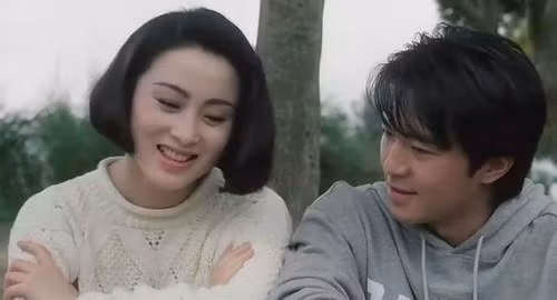 Cuoc song thang tram cua my nhan phim Chau Tinh Tri-Hinh-15