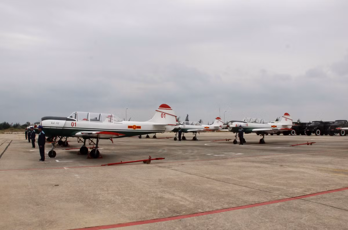 Trung doan Khong quan 920 vao mua huan luyen