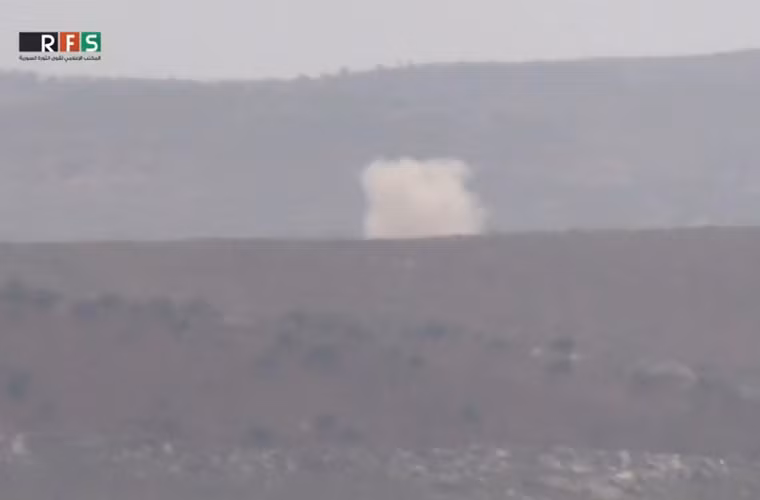 Cuộc không kích có vẻ hơi thiếu chính xác. Nguồn ảnh: SyriaL