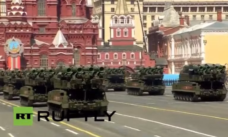 Toan canh le duyet binh lon nhat trong lich su nuoc Nga-Hinh-28