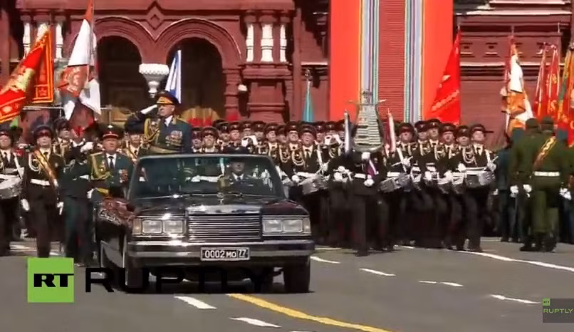 Toan canh le duyet binh lon nhat trong lich su nuoc Nga-Hinh-8