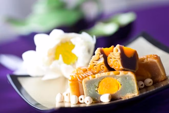 Soi gia banh Trung thu o 5 khach san dinh nhat Ha Noi-Hinh-2