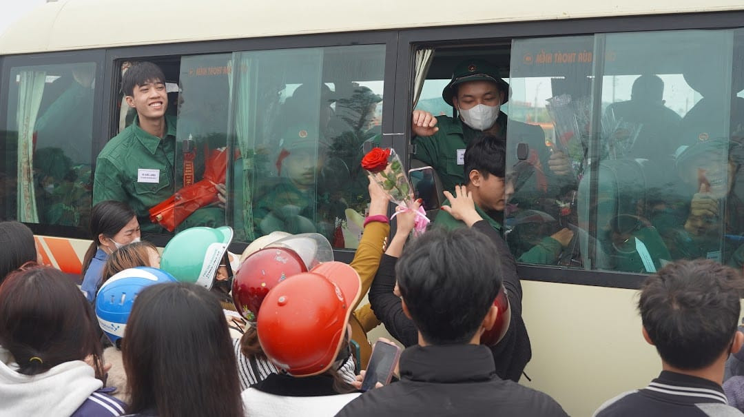 Năm nay, Hà Tĩnh có 1.250 thanh niên tham gia nghĩa vụ quân sự, 250 công dân tham gia nghĩa vụ công an nhân dân.
