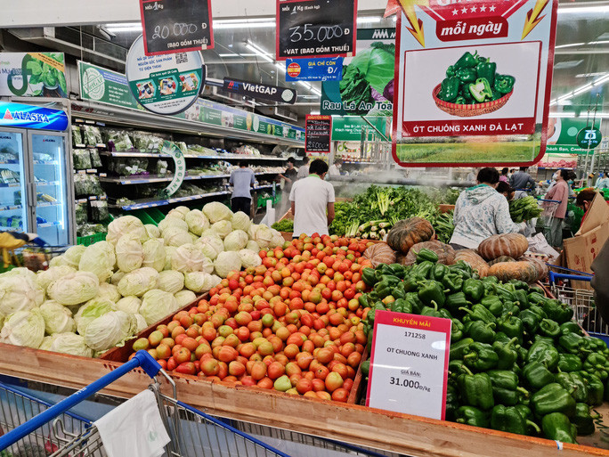 Tiki, Sendo, Lazada… dong loat tung uu dai mua sam o TP HCM va cac tinh phia Nam