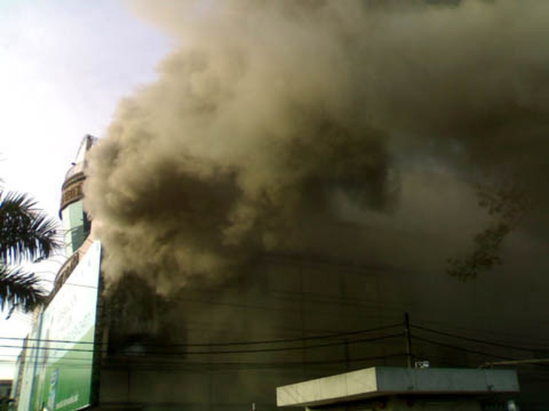 Thuan Kieu Plaza lam benh vien da chien: “Lat” su that khien can ho 