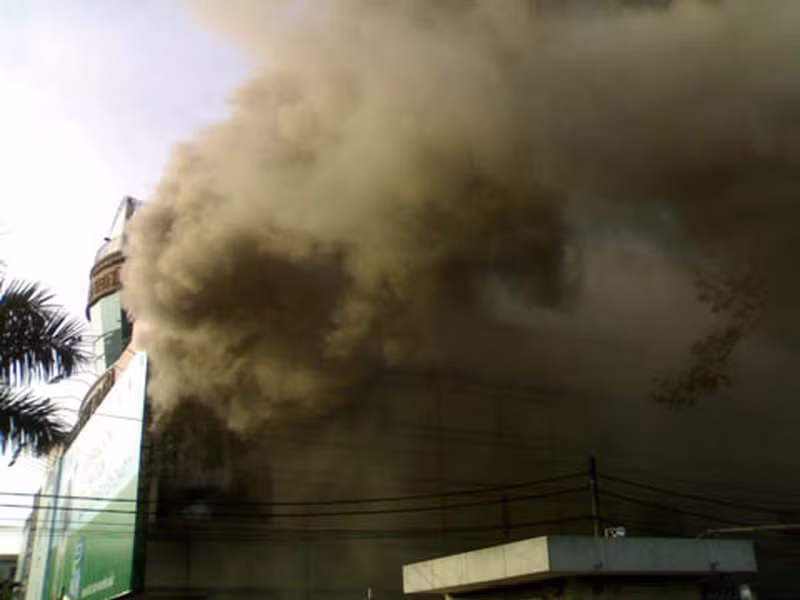 Thuan Kieu Plaza lam benh vien da chien: “Lat” su that khien can ho 