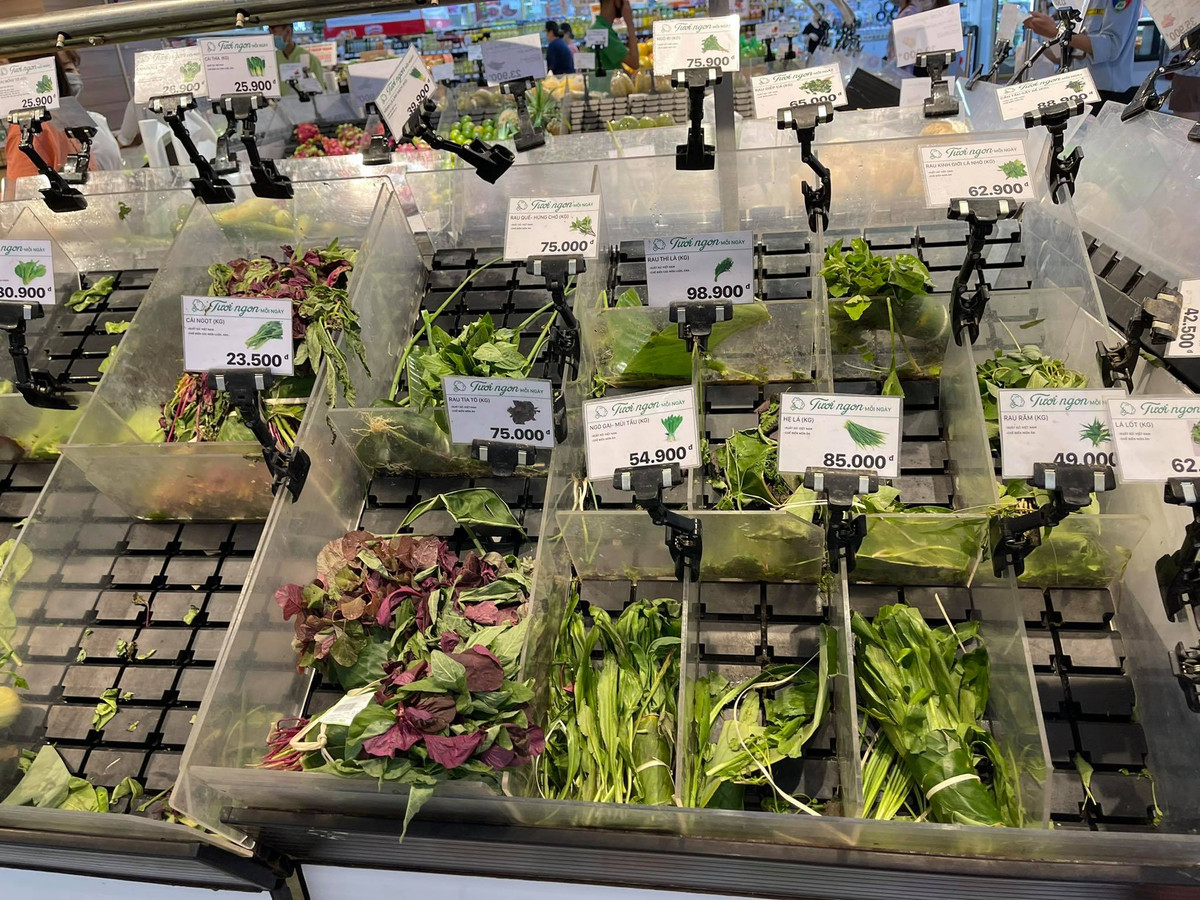 Rau củ quả "cháy hàng".