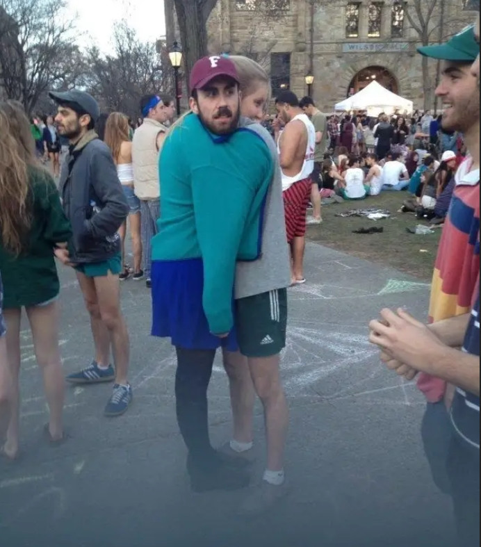 Một bức ảnh "hack não" người nhìn.