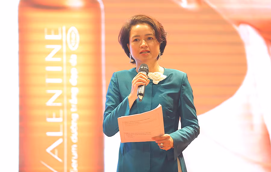 Huy cong van 12 thuoc ho tro dieu tri COVID-19 lien quan gi Cty Nhat Nhat, Sao Thai Duong?-Hinh-3