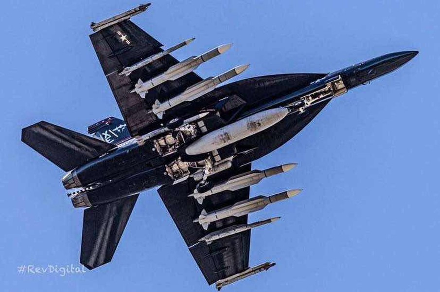 Cổng thông tin The War Zone (TWZ) của Mỹ mới đây đã công bố một vài hình ảnh cập nhật của dự án, cho thấy một giai đoạn mới của chương trình vũ khí này và thực sự gây ra ấn tượng thị giác rất mạnh.