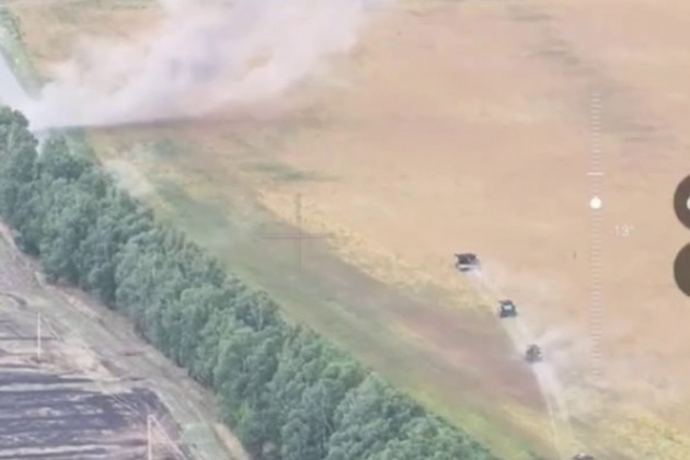 Đằng sau tuyên bố “đầy tự hào” của Tổng thống Zelensky, đó là niềm tin vững chắc của Ukraine vào khả năng của chính mình và mong muốn được chú ý trên trường quốc tế. Ông hy vọng thông qua cuộc đột kích này, Ukraine sẽ cho thế giới thấy rằng, dù họ đang gặp nghịch cảnh, nhưng Kiev vẫn có đủ sức mạnh, khiến Nga cảm thấy “bị đe dọa”.