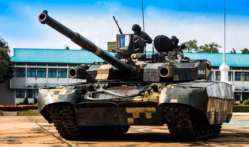 Vào thời điểm này, Ukraine rất hy vọng sẽ nhận lại được 49 chiếc T-84T Oplot-T đã bán cho Thái Lan để thay thế xe tăng T-64 giữ vai trò mũi nhọn chủ lực của Lục quân.