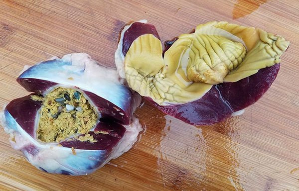 Trong y học hiện đại, kê nội kim giúp tiết dịch vị, tăng độ toan dạ dày, tăng cường nhu động dạ dày. Ngoài ra, còn có khả năng đẩy nhanh tác dụng loại bỏ phóng xạ strontium.