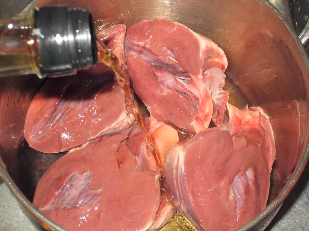 Nếu cố chấp ăn phổi bò, đặc biệt là ăn thường xuyên, chắc chắn sẽ rước bệnh vào người.