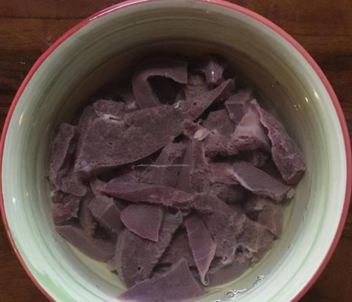 Dung dung nuoc rua gan lon, lam cach nay khu doc, gan cuc thom-Hinh-2