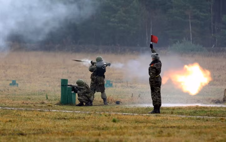 Tên lửa vác vai RPO-A Shmel cũng được trang bị cho lực lượng phòng hóa Nga.