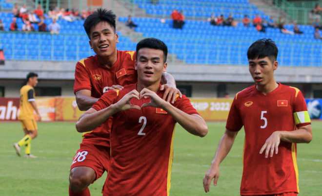Choi kem thuyet phuc, U19 Viet Nam van thang de Brunei
