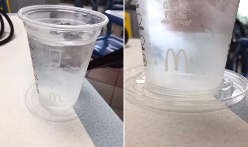 7. Nắp cốc có công dụng kép, không chỉ để đậy cốc mà còn dùng để giữ cốc thăng bằng.