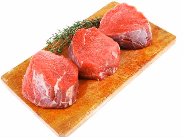 Hơn nữa, thịt bò là nguồn cung cấp kẽm dồi dào mà cơ thể cần để chữa lành các mô bị tổn thương và hỗ trợ hệ thống miễn dịch khỏe mạnh...Ảnh: Boldsky.