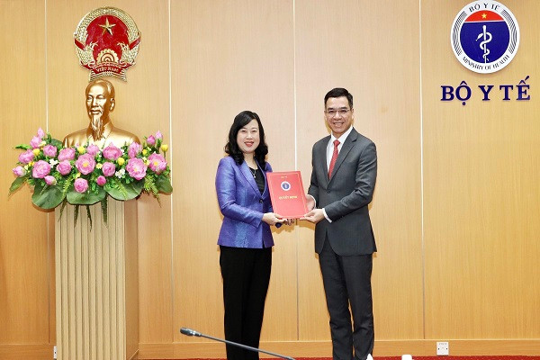 Bo Y te bo nhiem Lanh dao Van phong Ban Can su Dang