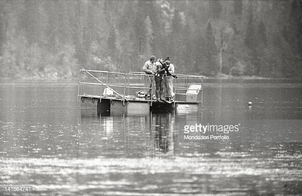 Vì vậy, không ít người có ý định lặn xuống hồ Toplitz để tìm kiếm kho vàng "khủng" mà Đức quốc xã đã giấu.