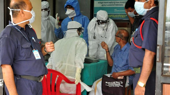 Đây là lần thứ hai trong vòng ba năm qua bang Kerala ghi nhận có người nhiễm virus Nipah. Đây là một loại virus lây truyền từ động vật sang người. Người bệnh bị nhiễm virus khi tiếp xúc trực tiếp với động vật hoặc tiêu thụ thực phẩm bị nhiễm virus. Tuy vậy, nhiều trường hợp virus Nipah lây từ người sang người cũng đã được ghi nhận.