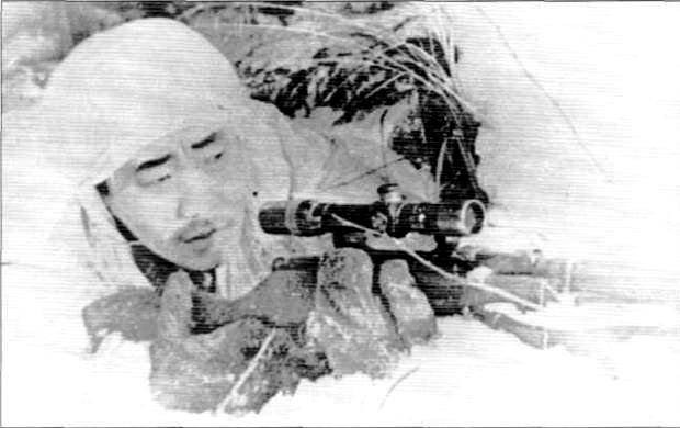 Fyodor Okhlopkov là tay súng bắn tỉa huyền thoại của Liên Xô trong Thế chiến 2. Ông tập bắn súng sau khi phát xít Đức giết chết em trai. Fyodor lập lời thề sẽ trả thù chính những kẻ đã lấy đi mạng sống của người em mà ông hết lòng yêu thương.