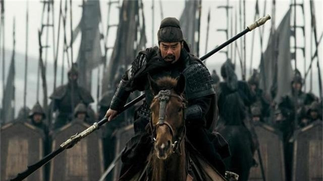 Cuộc đời Ngô Tam Quế được nhà văn Kim Dung nhắc đến trong tác phẩm của mình. Trong đó, nhiều độc giả ấn tượng với việc mãnh tướng này sử dụng thanh đại đao nặng tới 25 kg nhờ cơ thể lực lượng, đôi tay chắc khỏe.