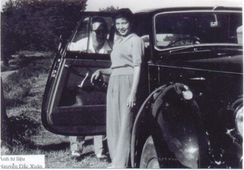 Mặc dù làm vợ thứ và không được tổ chức cưới xin nhưng nhờ chăm lo việc thờ cúng tổ tiên của hoàng tộc rất chu đáo nên thứ phi Mộng Điệp luôn được Đức Từ Cung quý mến.