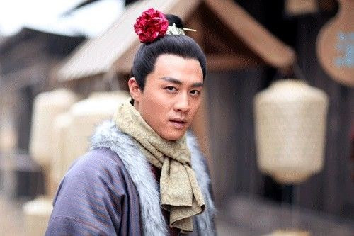 Sống vào thời nhà Minh, gã háo sắc Tây Môn Khánh sinh ra ở huyện Thanh Hà. Đây là một trong những cửa ngõ thu thuế lớn nhất ở Trung Quốc thời phong kiến khiến nơi đây trở thành vùng đất giàu có.