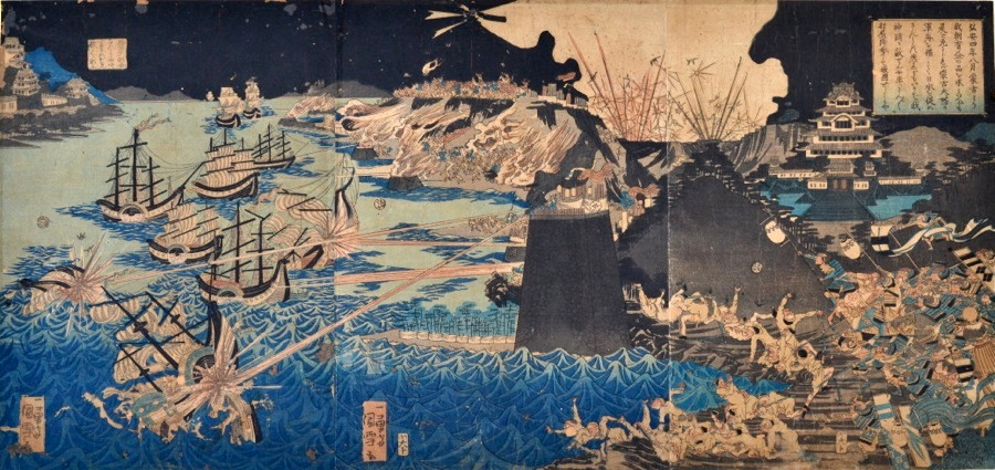 Sau lần thất bại đầu tiên, Hốt Tất Liệt không bỏ cuộc và một lần nữa chuẩn bị cuộc xâm lược Nhật Bản lần thứ hai. Đến năm 1781, 70.000 - 140.000 binh sĩ Mông Cổ cùng với hơn 4.400 chiến thuyền ra khơi hướng về Nhật Bản. Hai bên có những cuộc chiến nhỏ ở các hòn đảo ngoài khơi Nhật Bản.