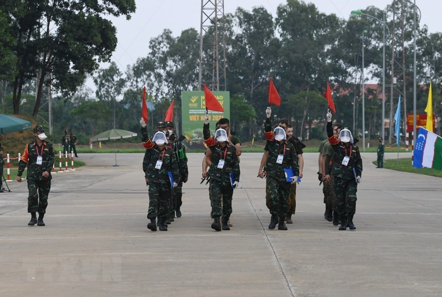 Đứng vị trí thứ 2 là đội tuyển Uzbekistan với 8 điểm. Các vị trí thứ 3 và 4 lần lượt là Đội tuyển Nga và Belarus với số điểm 11 và 18. (Ảnh: TTXVN phát)