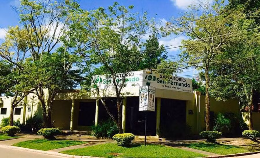 Sau sự việc này, gia đình của Gladys đâm đơn kiện bác sĩ. Họ cho rằng bác sĩ này không muốn điều trị nên tuyên bố bệnh nhân tử vong.