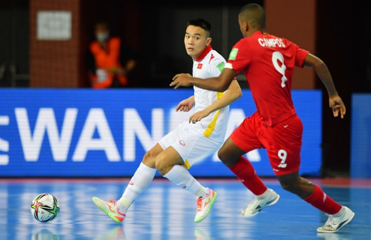 Đại diện Trung Mỹ dồn ép ĐT Futsal Việt Nam.