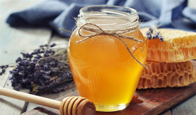 4 nhom nguoi tuyet doi khong an mat ong, keo hai khon luong