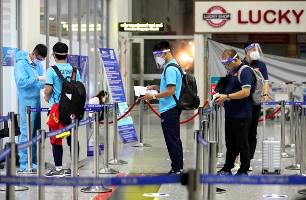 Tuyen Viet Nam ve nuoc ngay trong ngay 3/9 sau tran thua Saudi Arabia-Hinh-2