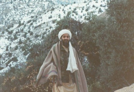 Sau khi hoàn tất quá trình chuẩn bị, ngày 2/5/2011, Đội 6 - Lực lượng đặc nhiệm Hải quân Mỹ thực hiện cuộc đột kích vào ngôi nhà của Osama bin-Laden ở Abbottabad và tiêu diệt y.