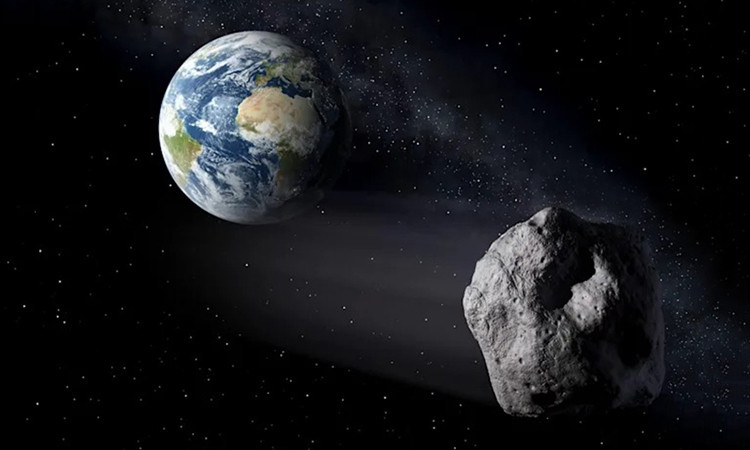 Theo các chuyên gia NASA, tiểu hành tinh Apophis được phát hiện vào tháng 12/2004. Nó có đường kính 370m và nặng khoảng 22 triệu tấn.