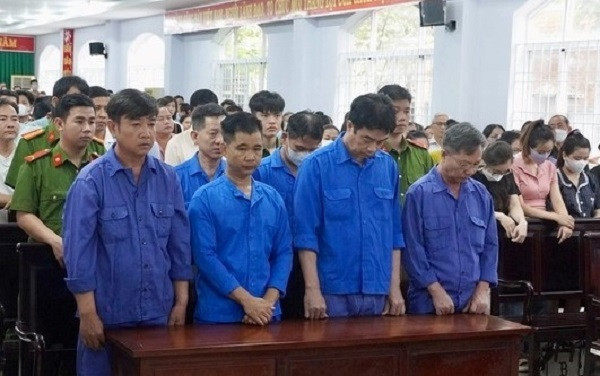 BR-VT: Tuyên án 7 cựu thanh tra giao thông nhận hối lộ BR-VT: Tuyen an 7 cuu thanh tra giao thong nhan hoi lo