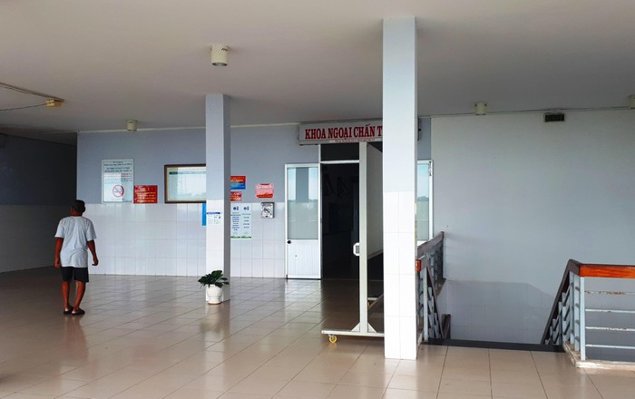 Vu co giao bi phu huynh danh tai lop hoc: Ong noi cung tung den truong doi danh-Hinh-2