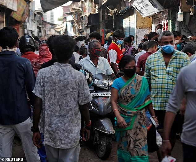 Hai hung canh benh nhan COVID-19 nam dieu tri canh xac chet trong benh vien-Hinh-11