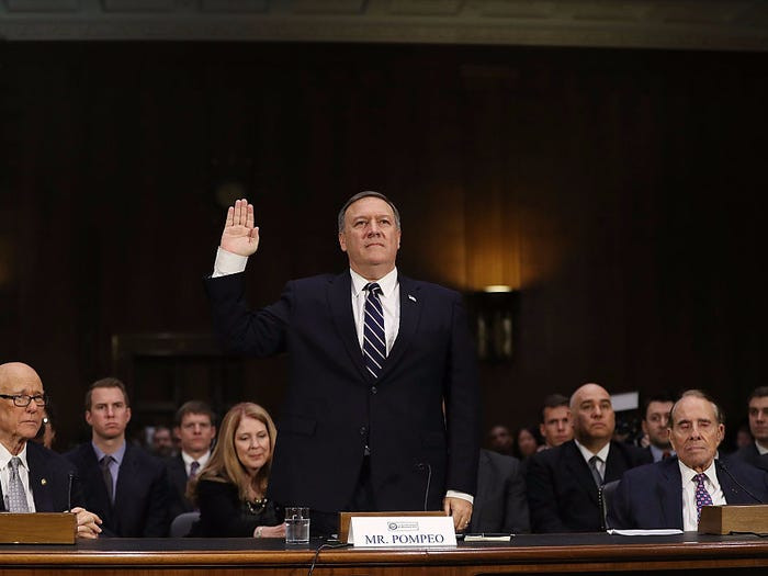 Theo Washington Post, ông Pompeo cũng từng là ủy viên của Viện chính sách công Flint Hills, sau đó được đổi tên thành Viện chính sách Kansas.