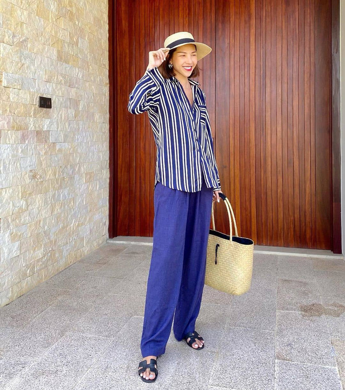 Thêm item chất cói giúp set đồ thoải mái, đơn giản của người mẫu Minh Triệu thêm phong cách và ăn ý với nhau hơn.