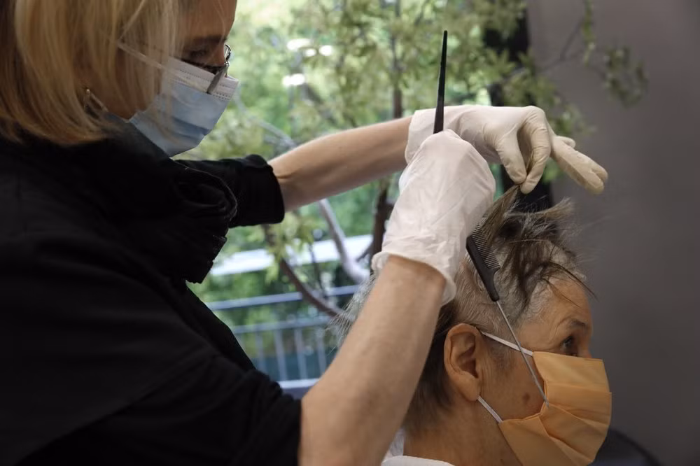 Ngo ngang “kinh do anh sang” Paris sau hai thang “dong bang” vi COVID-19-Hinh-12