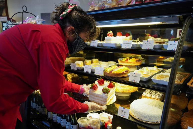 COVID-19: Ngo ngang cuoc song o nuoc My sau khi noi phong toa-Hinh-13