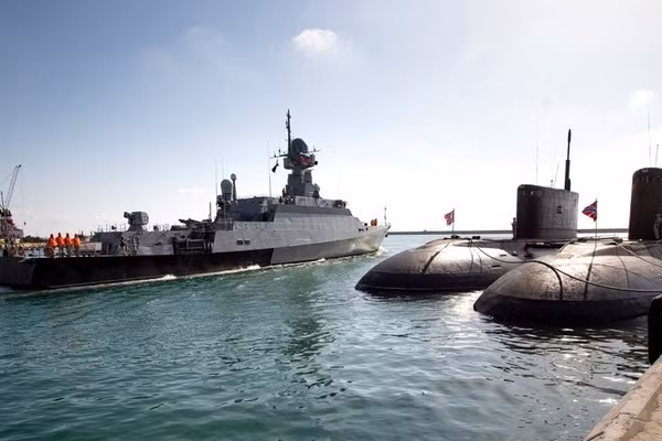 Buoc di quan su moi cua Nga nham “hat cang” My o Dia Trung Hai-Hinh-3