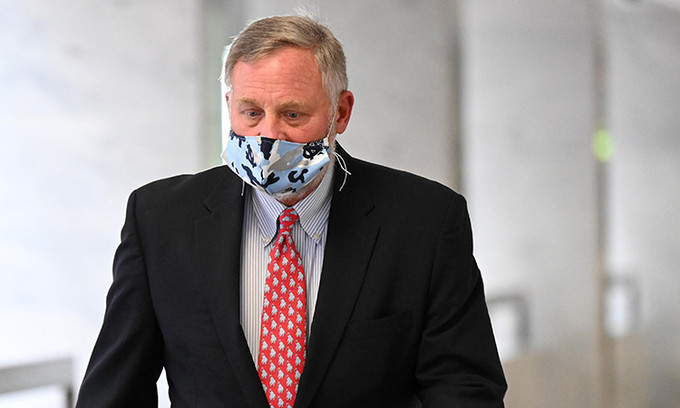 Chan dung Chu tich Uy ban Tinh bao Thuong vien My vua tu chuc-Hinh-2