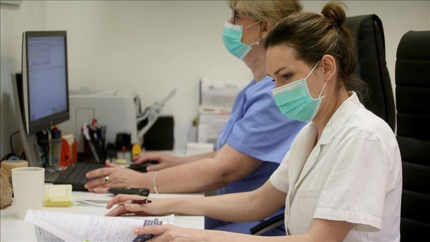 Tuy nhiên, việc theo đuổi "miễn dịch cộng đồng" và biện pháp "chống dịch bằng niềm tin" của Thụy Điển dường như không mang lại hiệu quả khi tỷ lệ tử vong vì COVID-19 ở nước này hiện cao hơn cả Mỹ. Tính đến ngày 8/5, Thụy Điển ghi nhận hơn 24.600 ca mắc COVID-19 với trên 3.000 người tử vong. Dưới đây là một số sự thật bất ngờ về quốc gia chống dịch bằng...niềm tin này. Ảnh: AA.